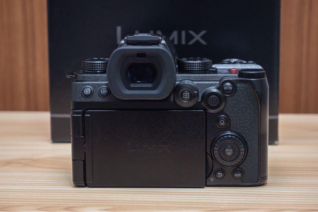 【LUMIX S5ⅡX】予備バッテリー+チャージャー+ケージ付 DC-S5M2X