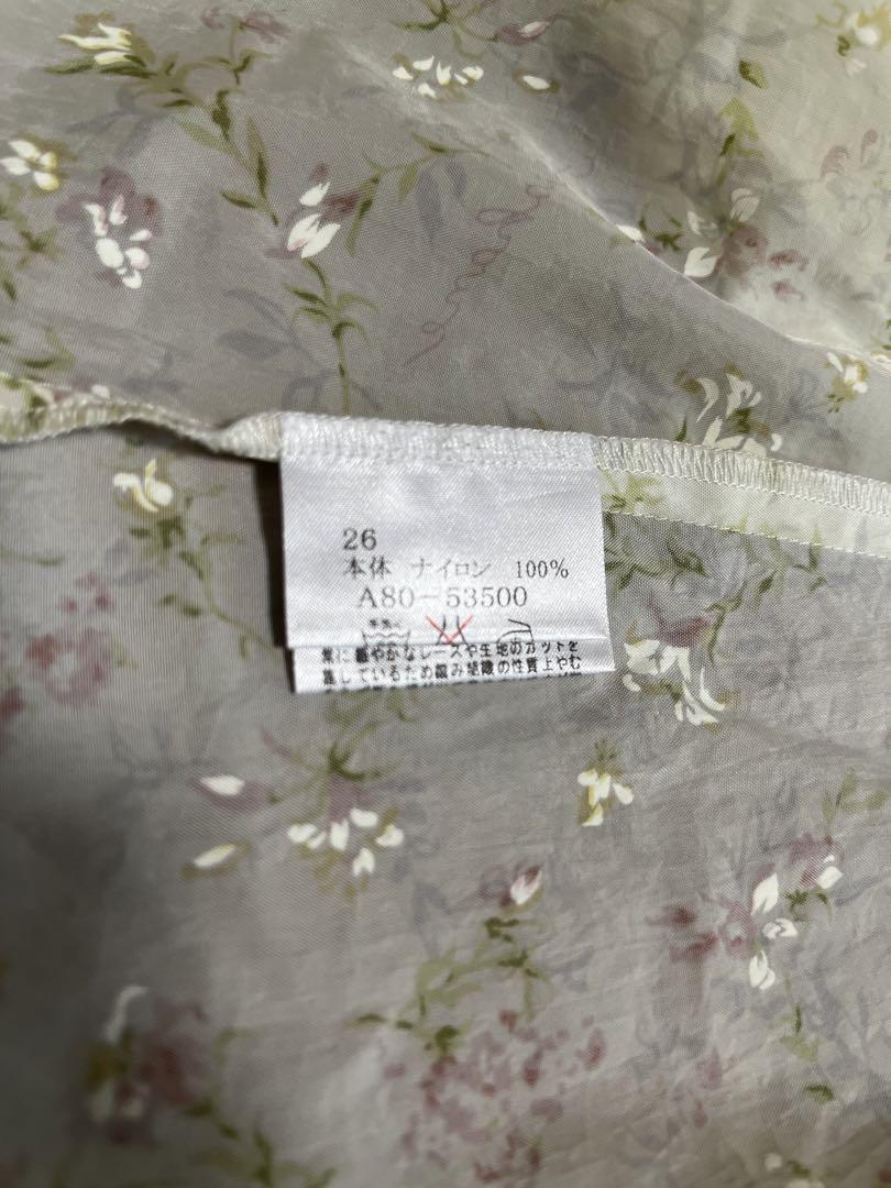 アキアカネ Akiakane 割烹着 エプロン 花柄 さえら