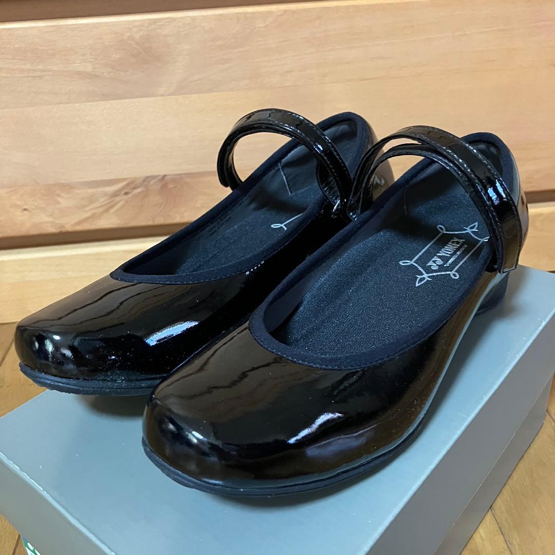 【YONEX】ウォーキングシューズ 24.5cm