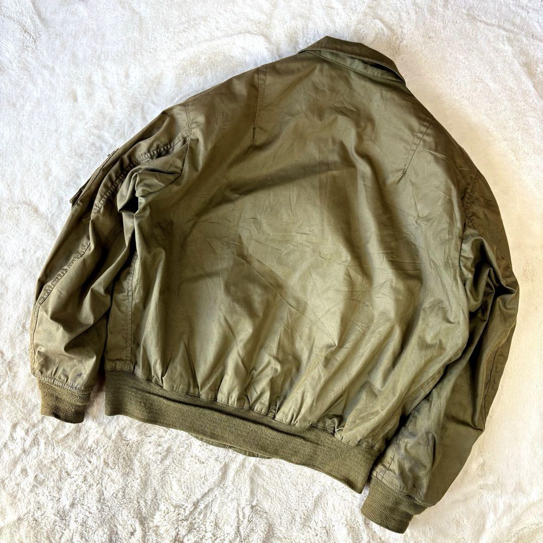 米軍￼実物　フライトジャケット　XL アウター　ブルゾン　米軍放出品　70s 緑