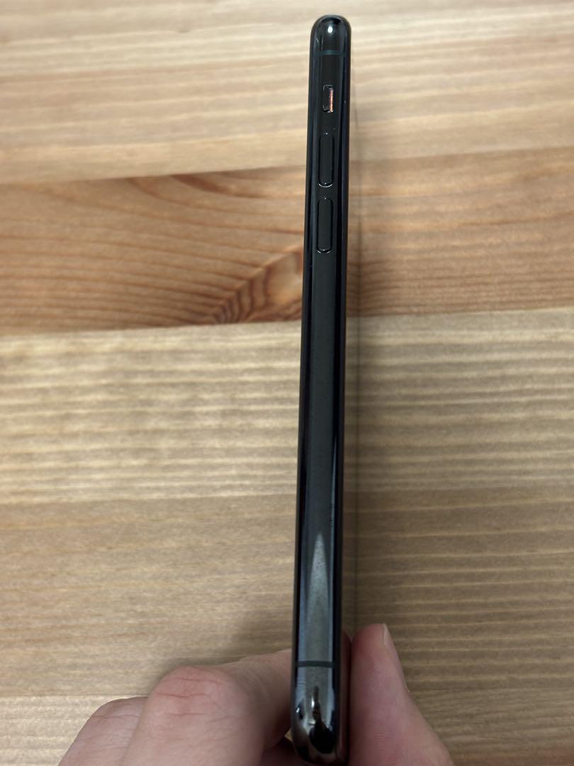 【美品】Apple iPhone 11 Pro 256GB ミッドナイトグリーン