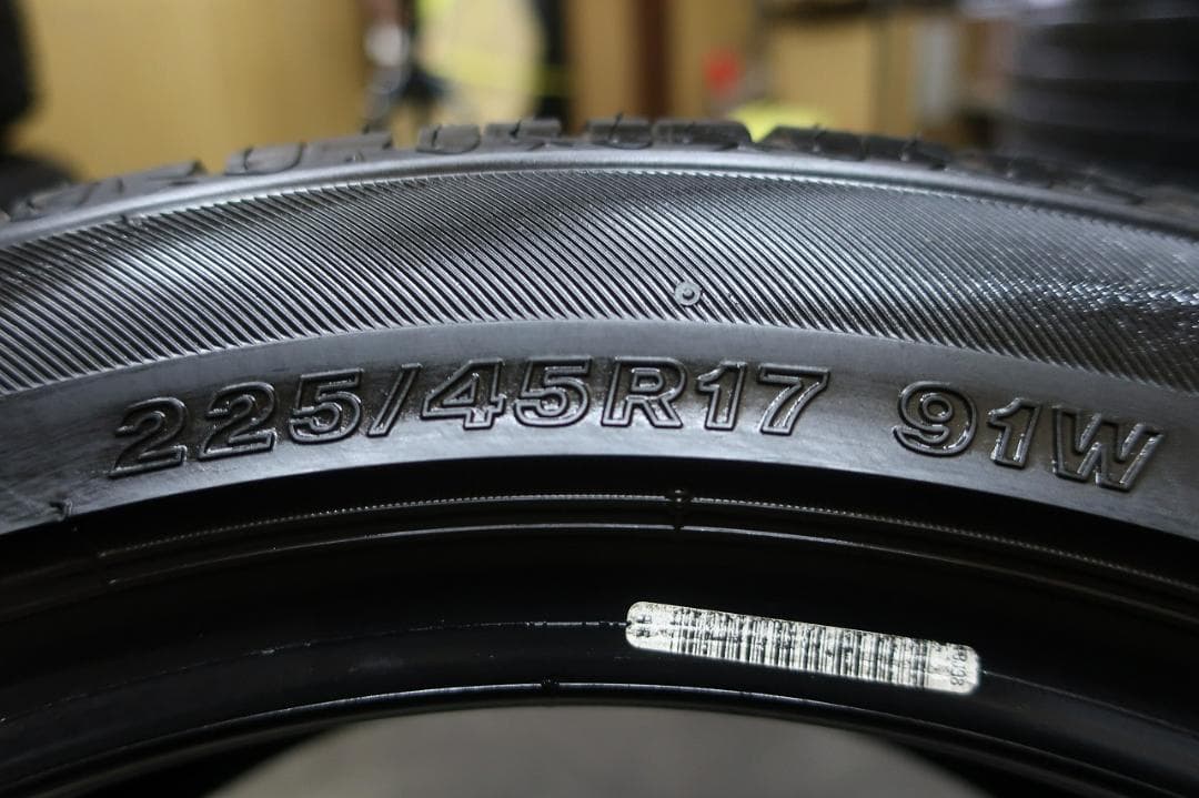 2023年 ブリヂストン製 セイバーリング SL201 225/45R17 国産 2023年 ブリヂストン製 セイバーリング SL201 225/45R17 国産