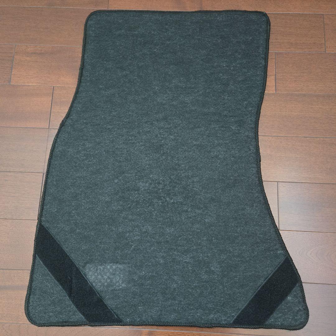 X6M F86Mフロアマットセット左ハンドル用