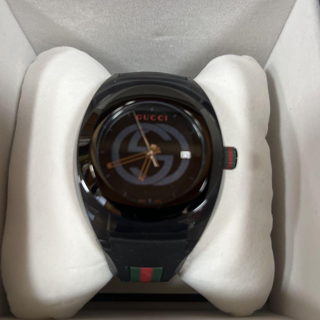 美品　GUCCI 腕時計　SYNC 電池新品