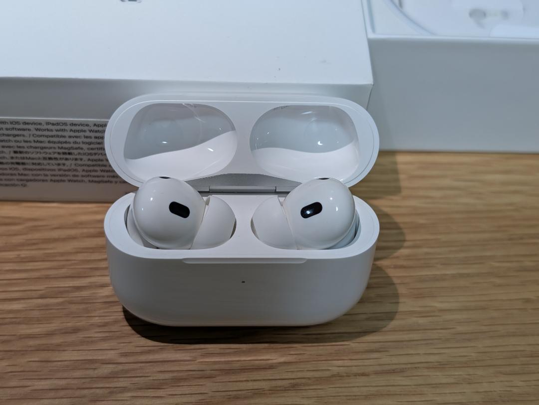 Apple AirPods Pro 第2世代 ケースカバー付 付属品未使用