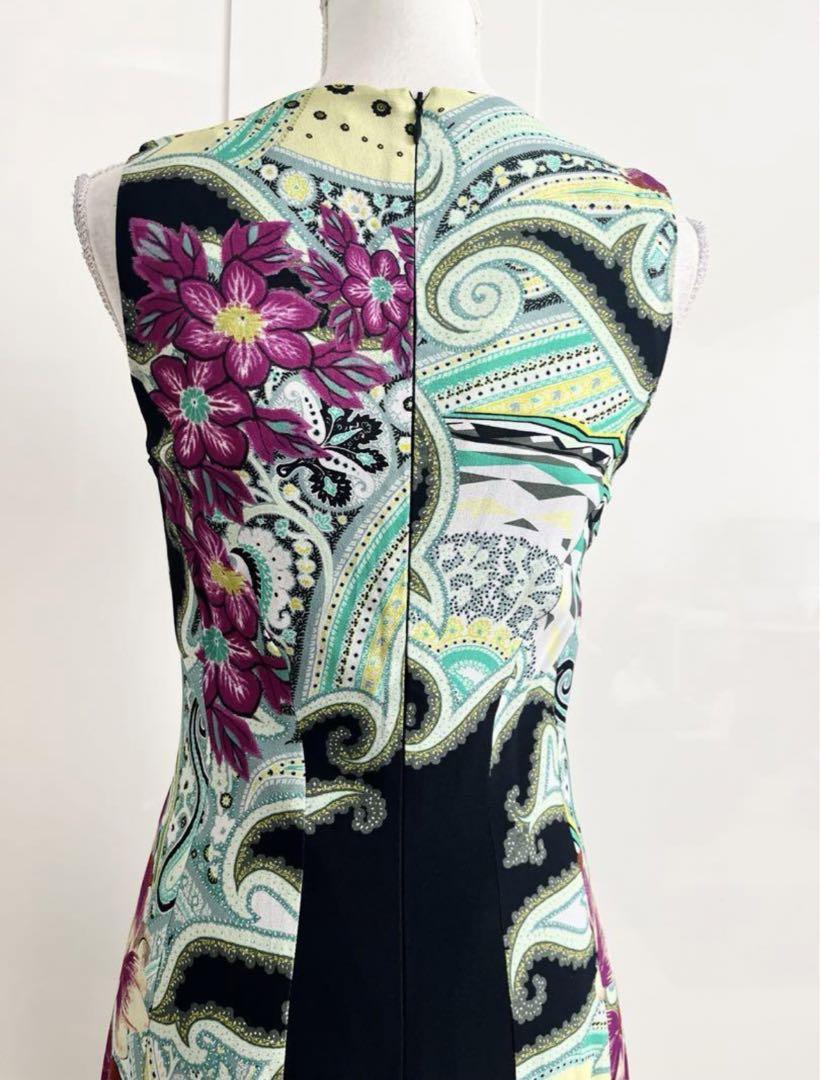 価格は安く Etro グリーン、イエロー、ピンク、パープル ペイズリープリント ワンピース