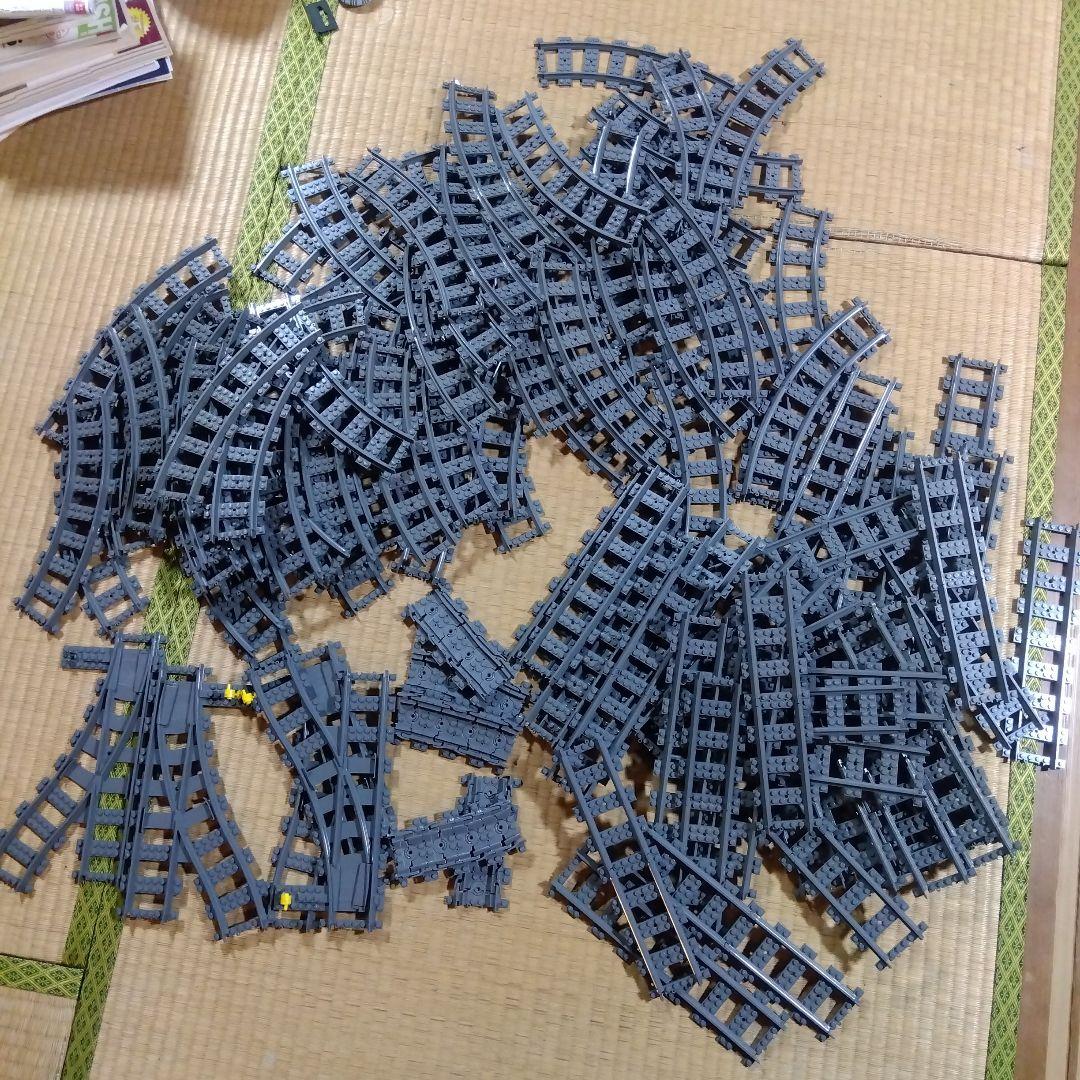 レゴの線路目立った傷や汚れなし