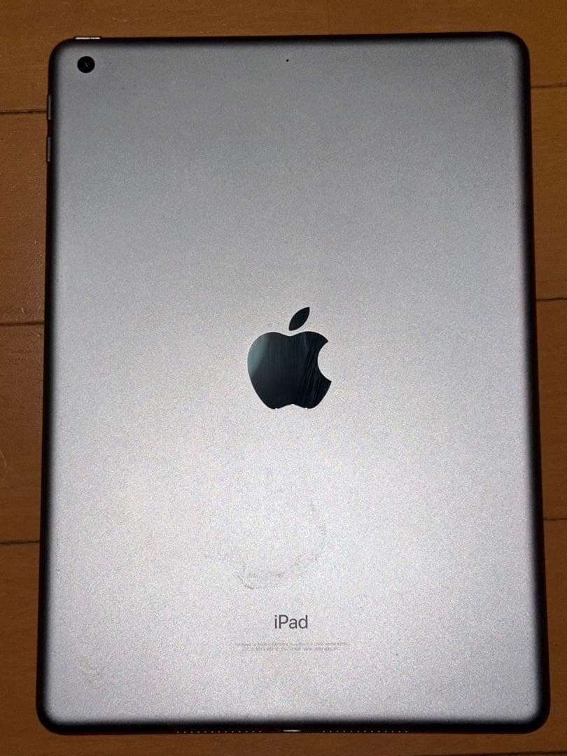 Apple iPad 32GB MR7F2JA 第6世代 本体のみ