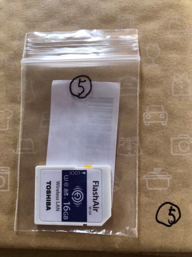 ⑤東芝 TOSHIBA FlashAir W-04 16GB新品 今年の新作から定番まで！ www