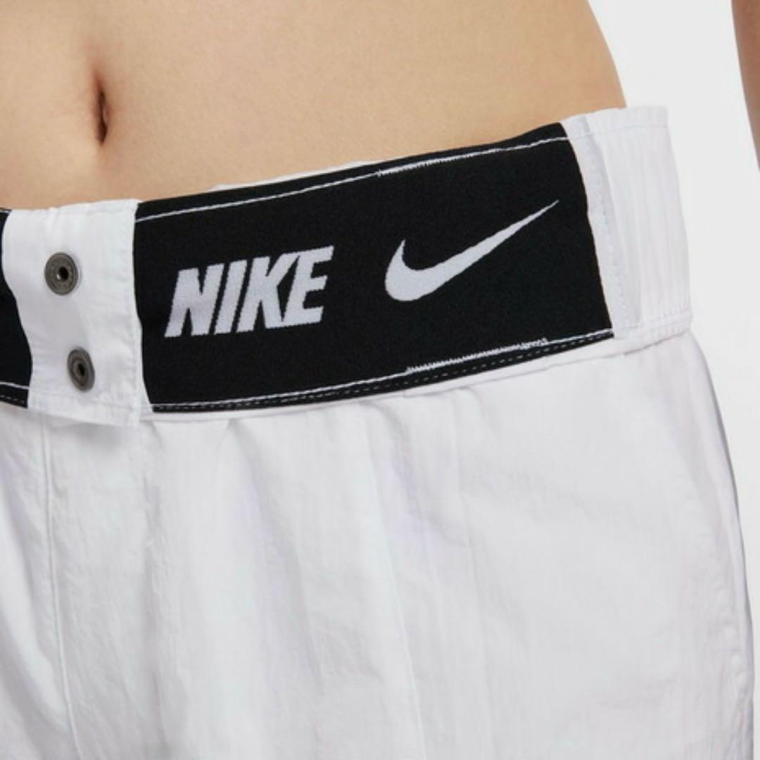 【新品】NIKE ウィメンズ ハイウエスト ウーブン カーゴ パンツ