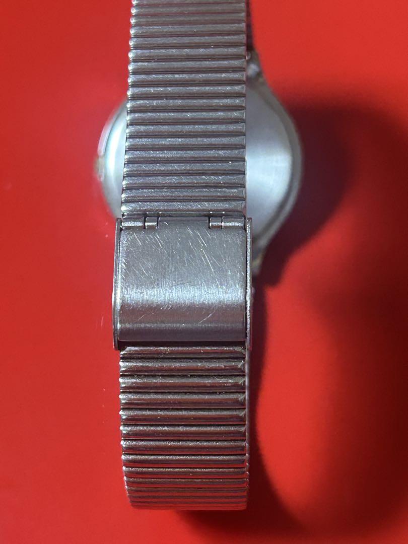 SEIKO クォーツ 腕時計 ゴールド