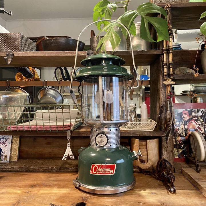 希少】1970年製 Coleman ランタン 220F ケースセット bpbd.kendalkab.go.id
