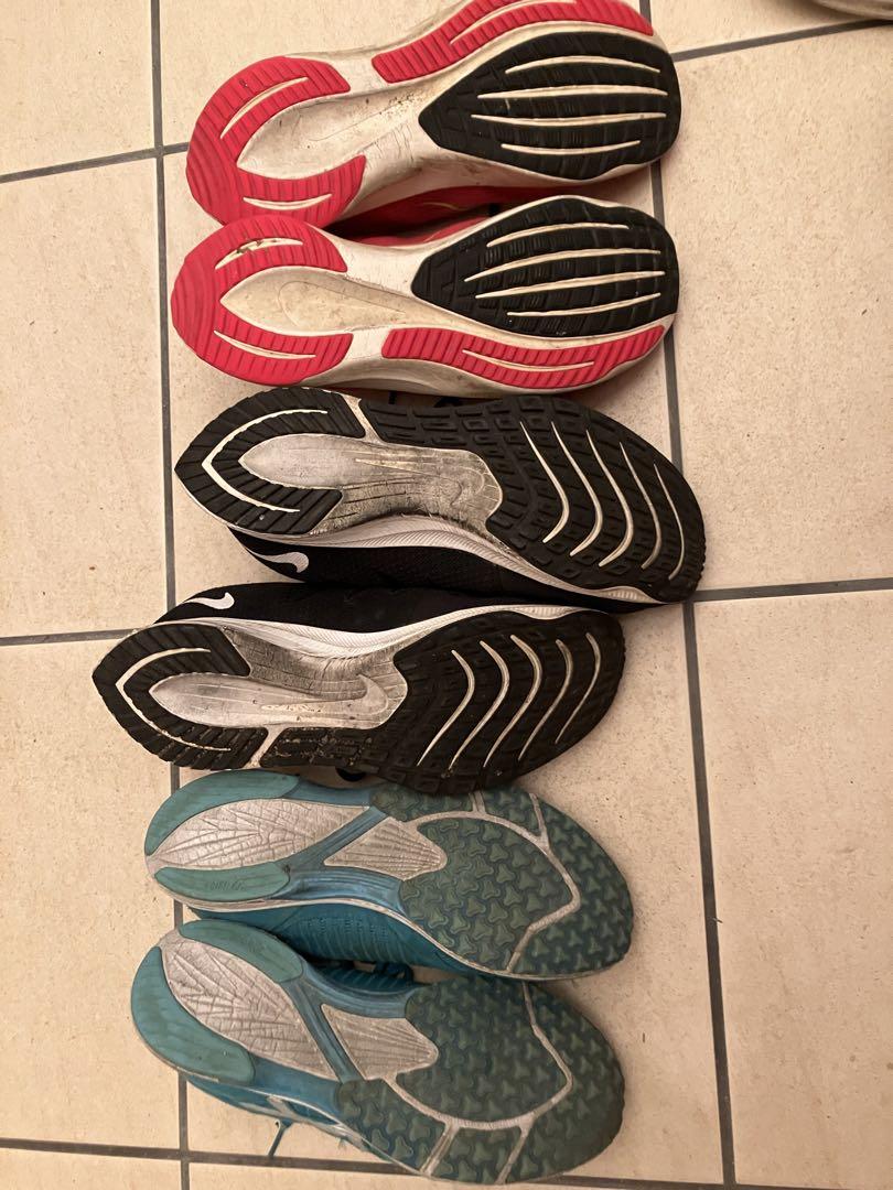 ランニングシューズNikeasics