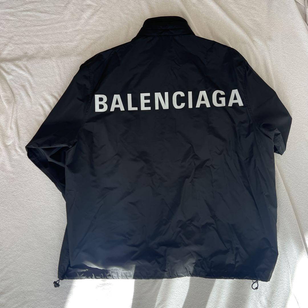 BALENCIAGA ブラック シンプルロゴナイロンジャケット