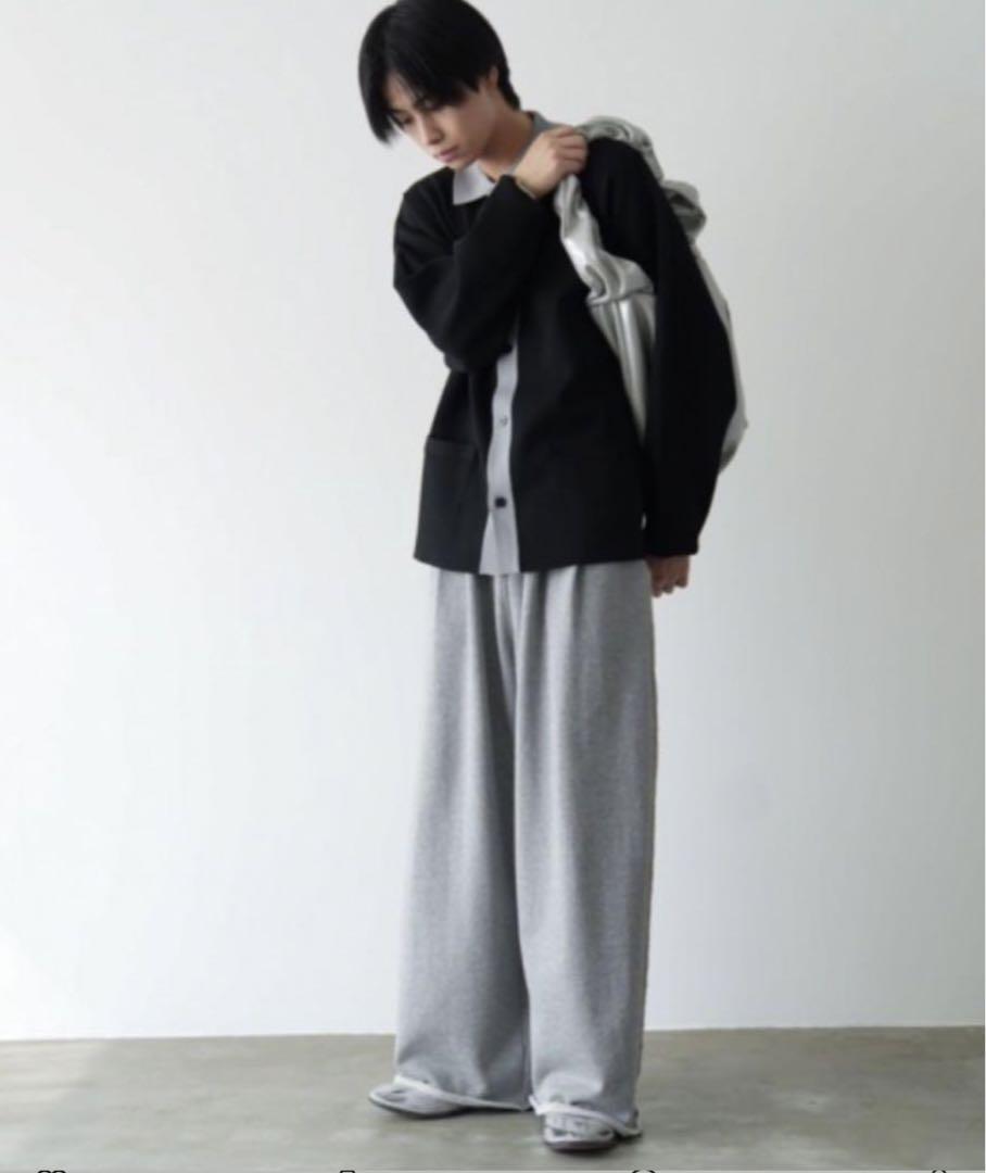 SINSS（シンス）の「Two tuck sweatpants / 2タックスウェットパンツ(セットアップ可能)（スウェットパンツ）」 - WEAR