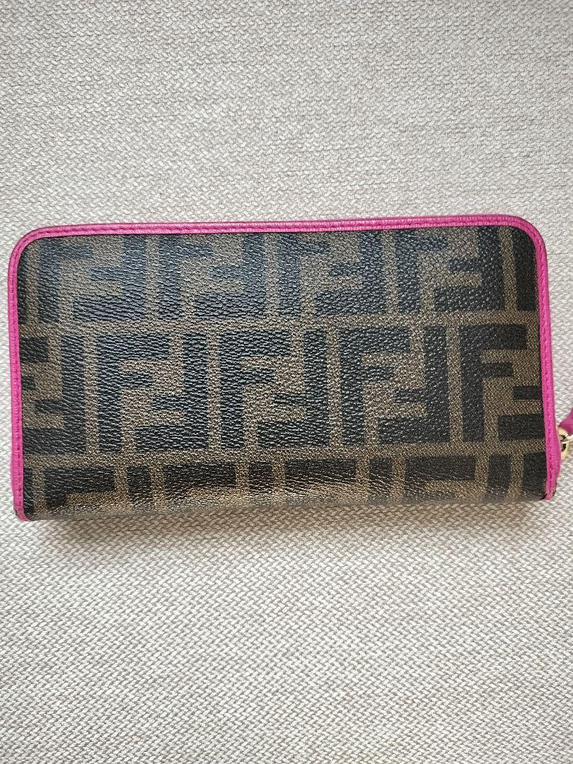 Fendi 長財布 ピンク