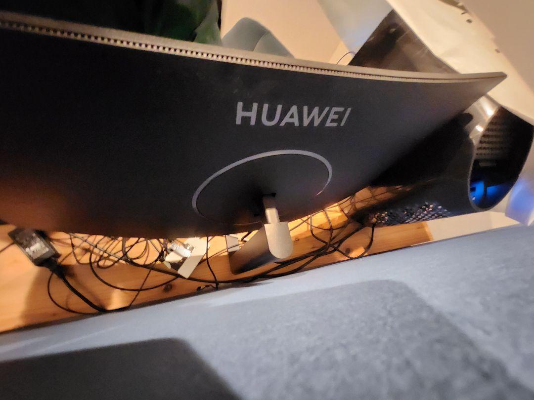 Huawei MateView GT 34インチ サウンドバー付