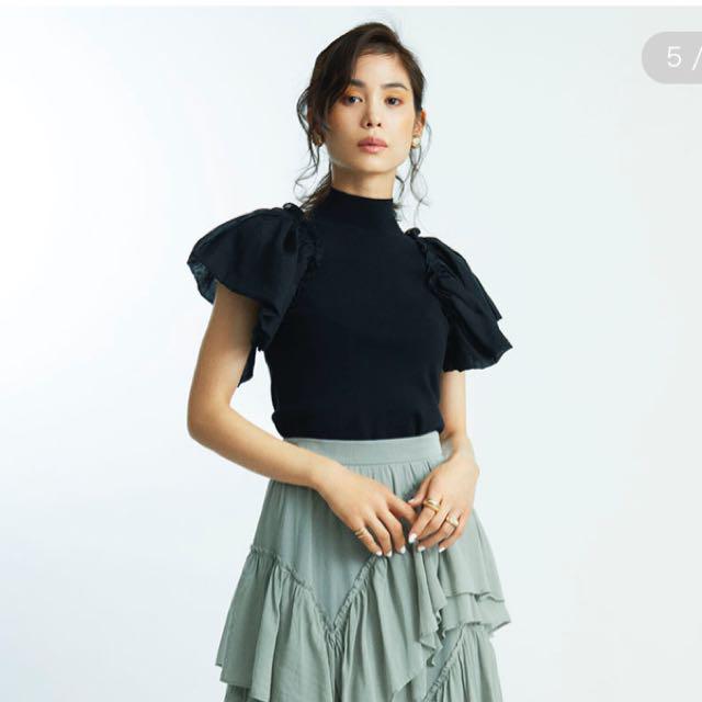 SNIDEL（スナイデル）の「シアーギャザースリーブニットプル
