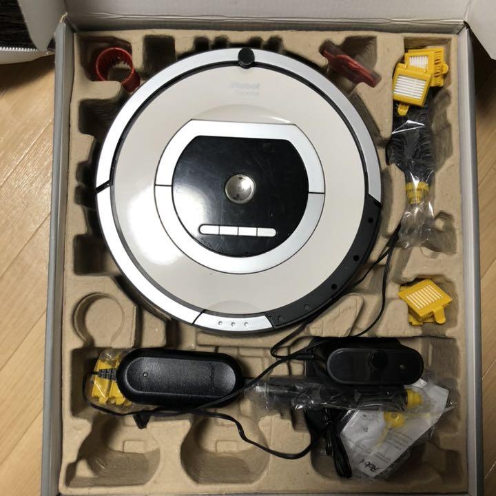 iRobot Roomba 掃除機 自動掃除機 ルンバ アイロボット 760 - メルカリ iRobot Roomba 掃除機 自動掃除機 ルンバ アイロボット 760 - メルカリ