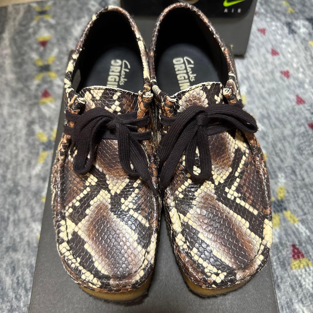 Clarks ヘビ柄デッキシューズ25cm・Clarks