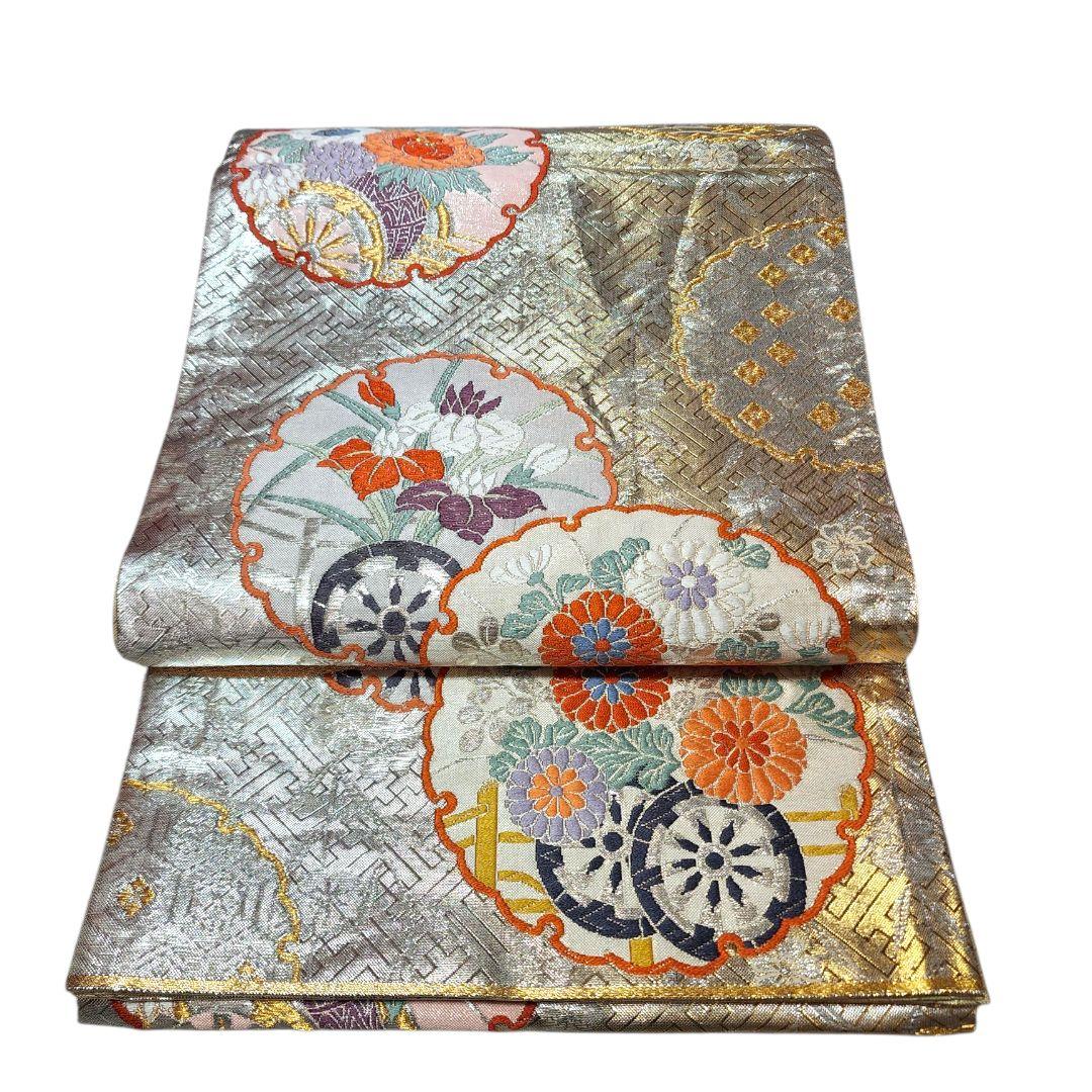 華やかな花柄の袋帯 銀色 金銀 佐賀錦 雪輪小袖文 きもの 帯 礼装 六通やや傷や汚れあり