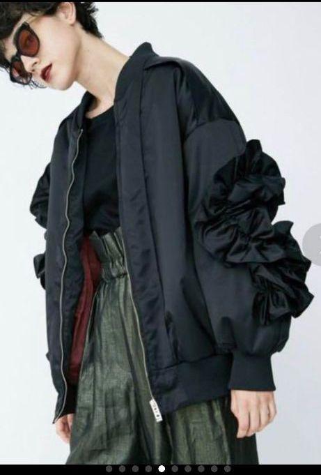 美品　アンスリード　フリルスリーブma-1
