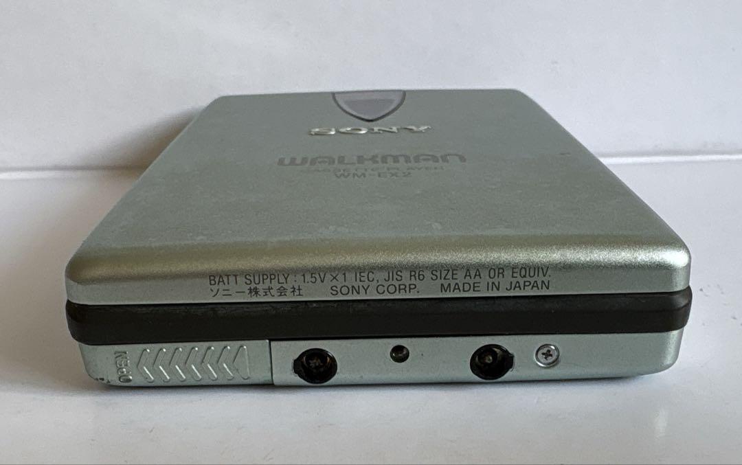 SONY WM-EX2 カセットウォークマン ジャンク 動作未確認品 SONY WM-EX2 カセットウォークマン ジャンク 動作未確認品