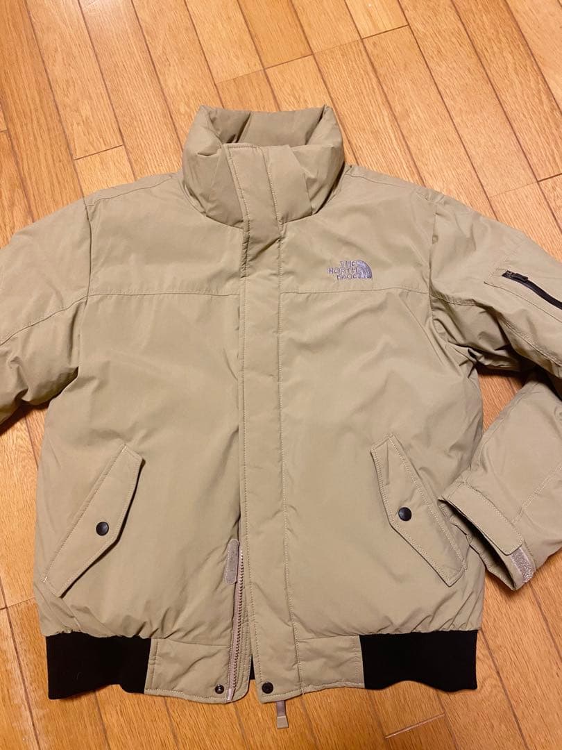 人気デザイナー ノースフェイス ダウン(カーキ)Lサイズ 韓国版 ダウン