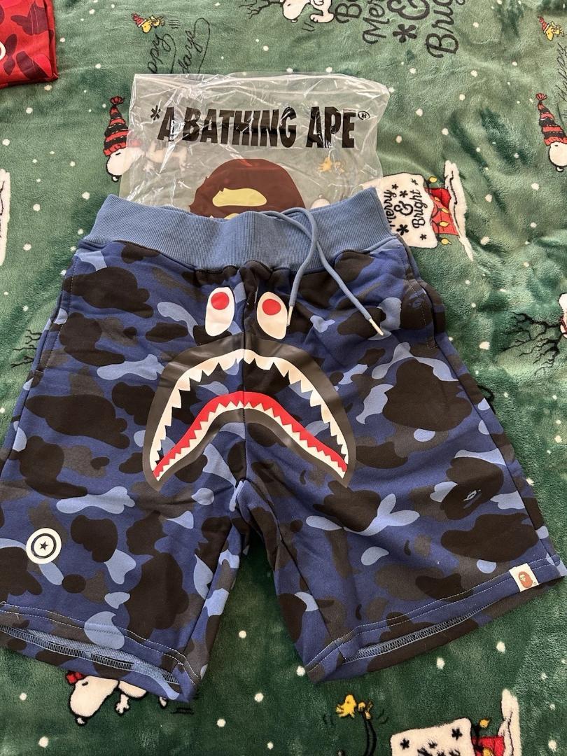 【最終値下げ】早い者勝ちA BATHING APE カモフラージュショートパンツ A BATHING APE® カモフラージュ ショートパンツ | ブルー