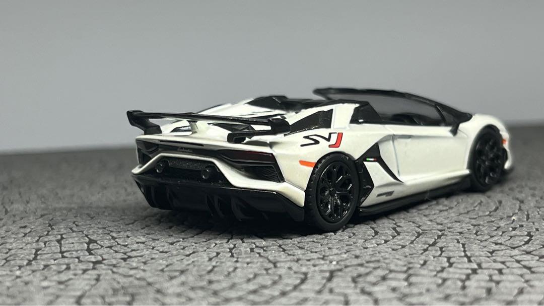 GT SPIRIT ランボルギーニ アヴェンタドール GTS18502K Lamborghini Aventador SVJ 1:18 model car GT Spirit