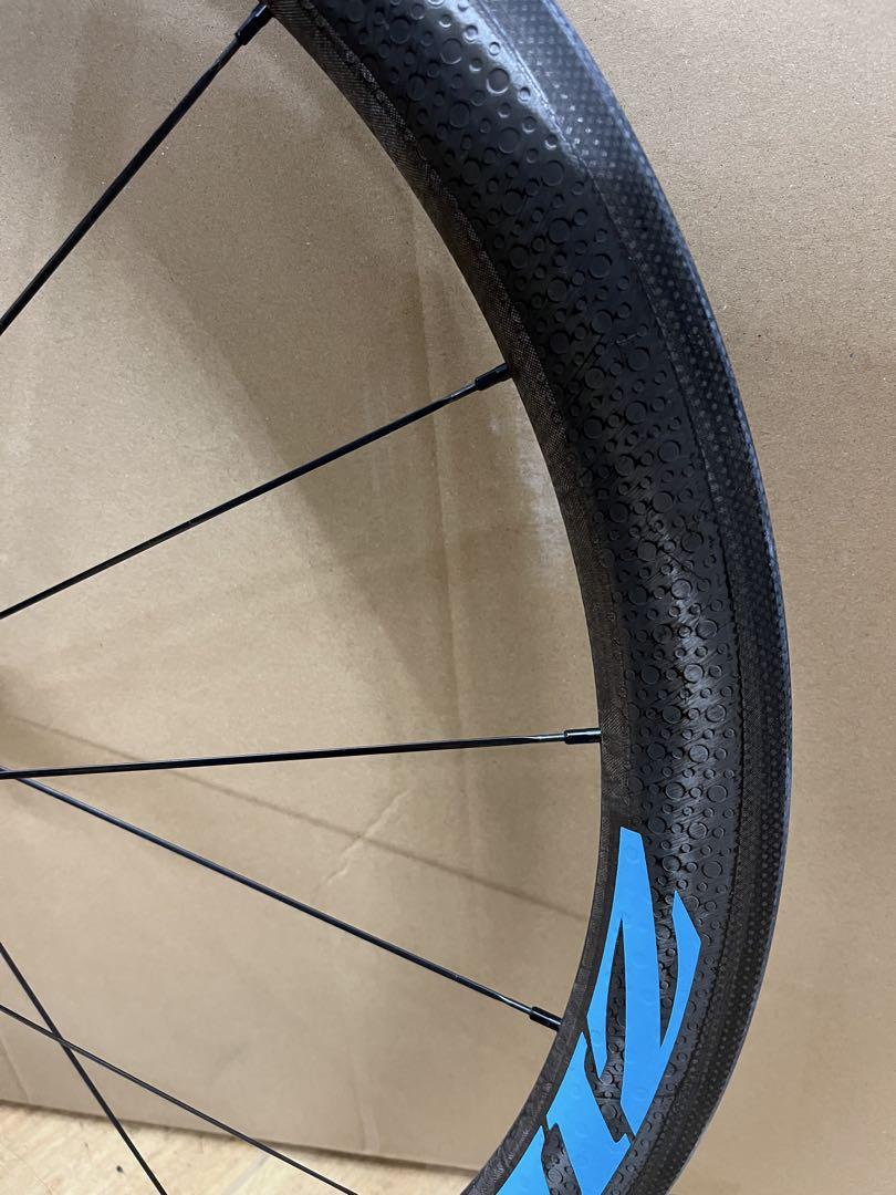 ZIPP 303 FIRECREST リムブレーキ　クリンチャー　後ろ割れアリ