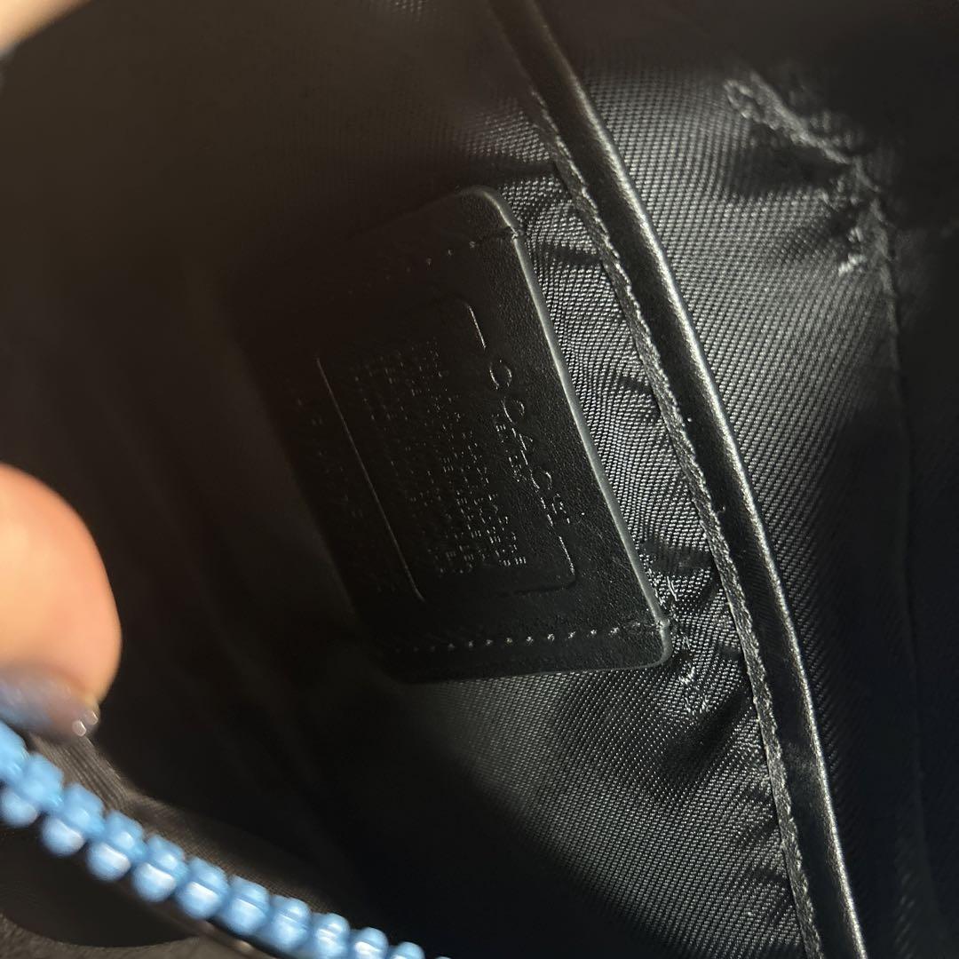 新品同様 COACHバッグ ベルトバッグ ボディーバッグ ユニセックス