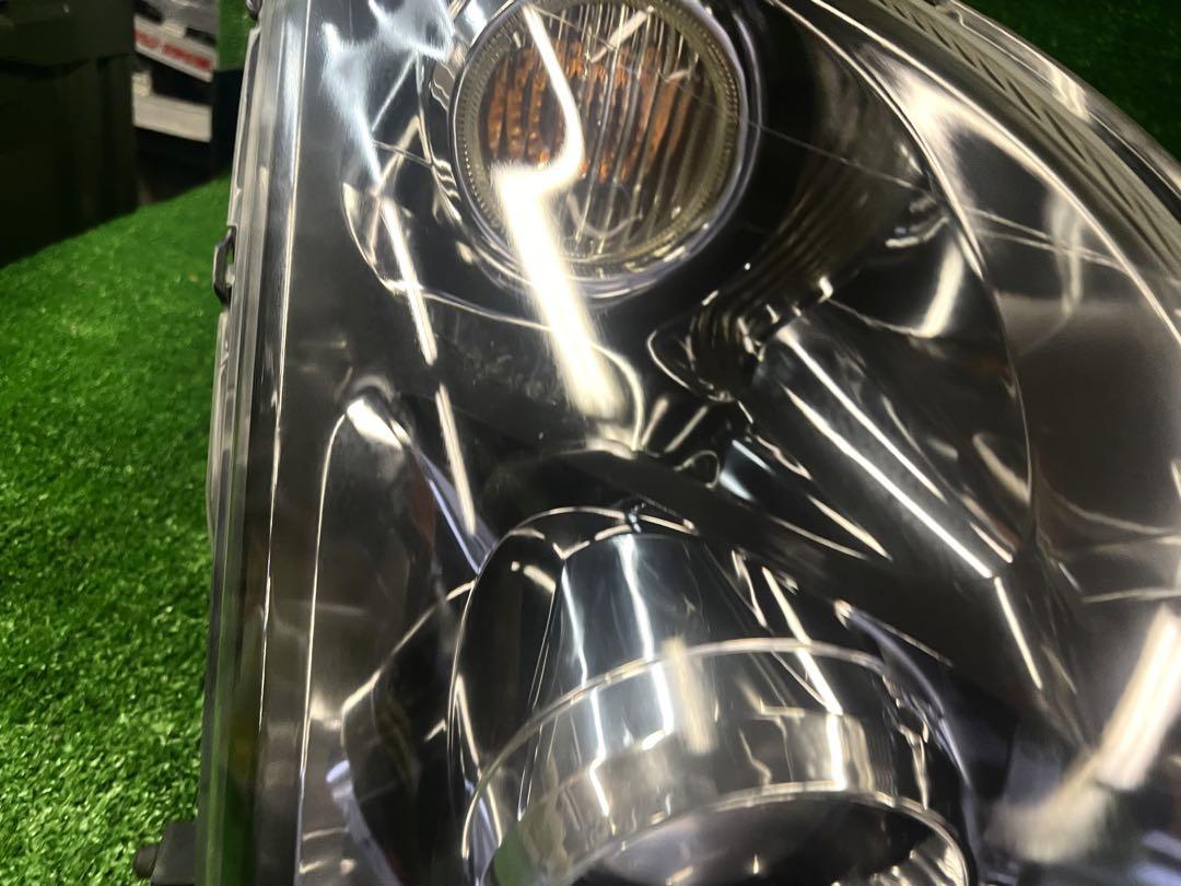 スイフトスポーツ　ZC31S HID ヘッドライト　左右　スズキ　SUZUKI