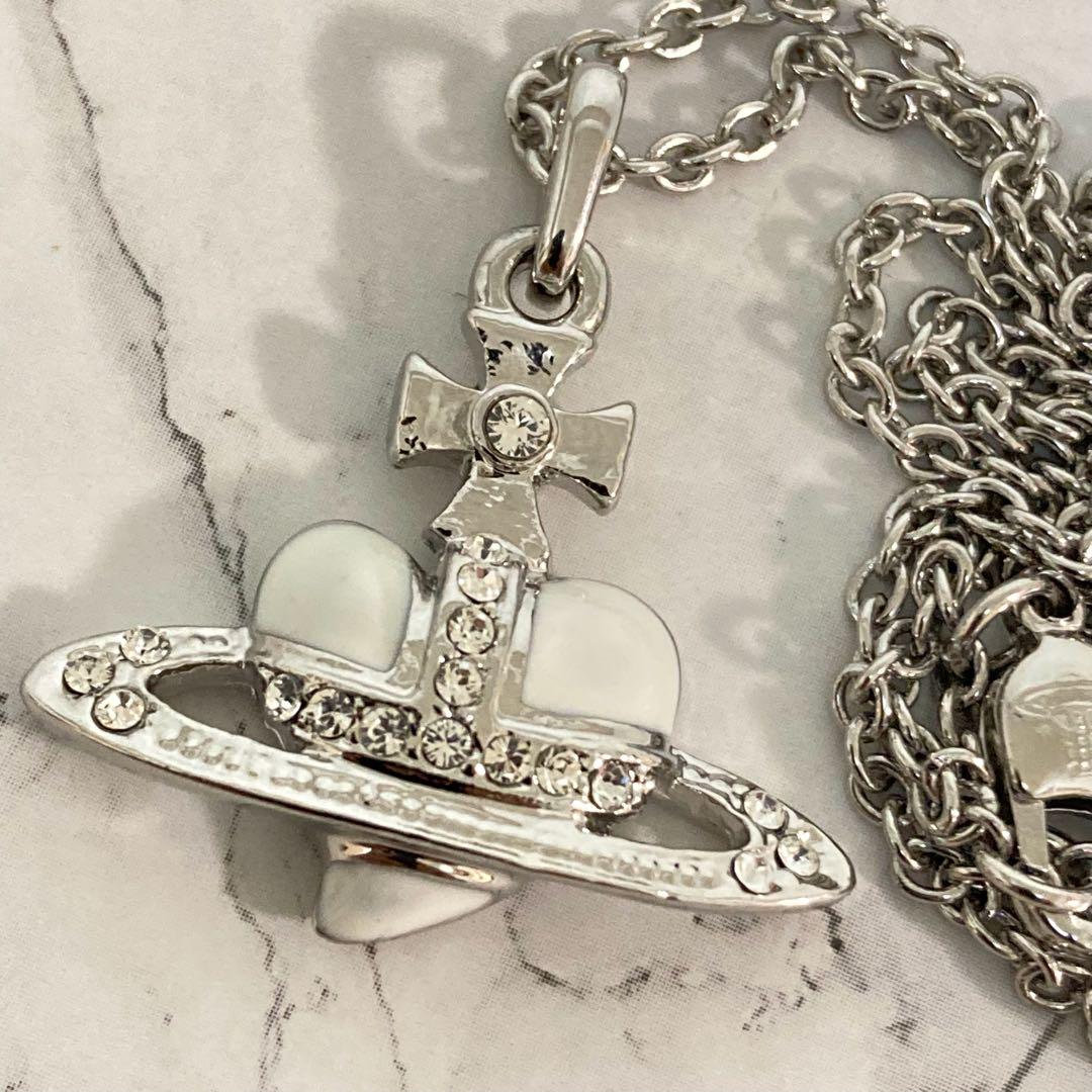 Vivienne Westwood ディアマンテネックレス　シルバー×ホワイト