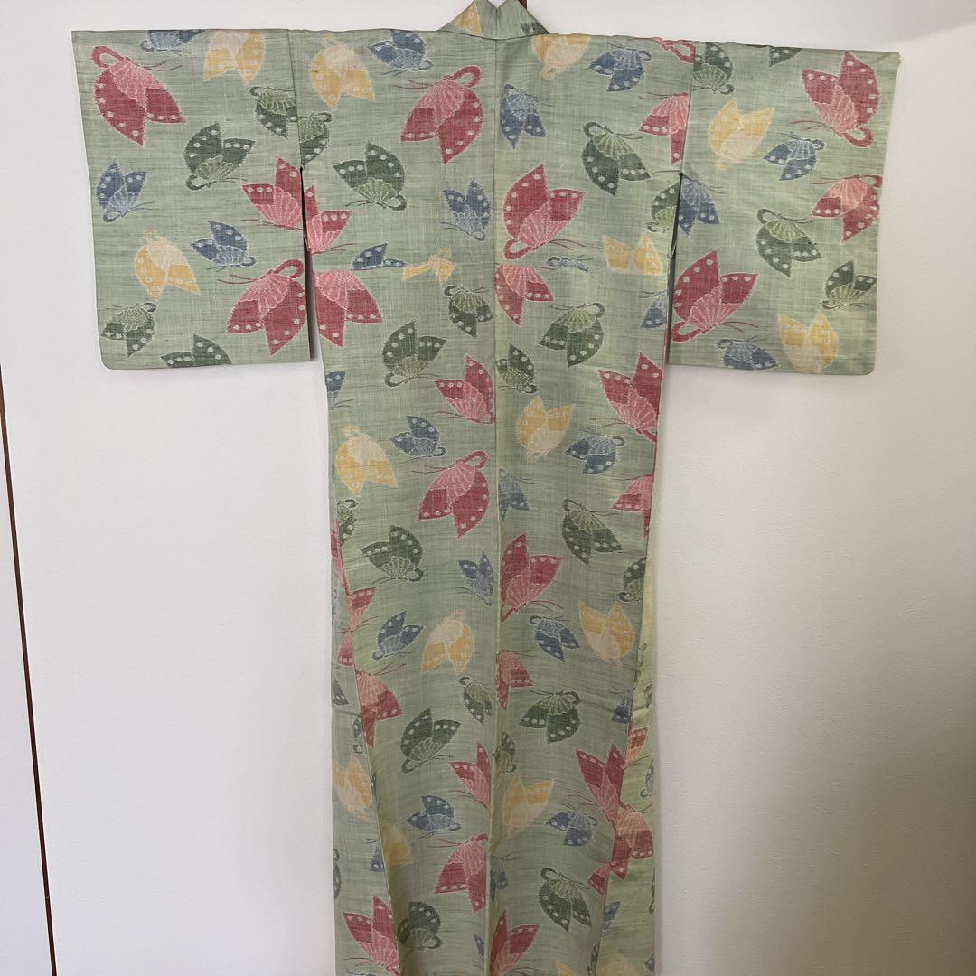 蝶　華やか　カラフル　紬　単衣　小紋