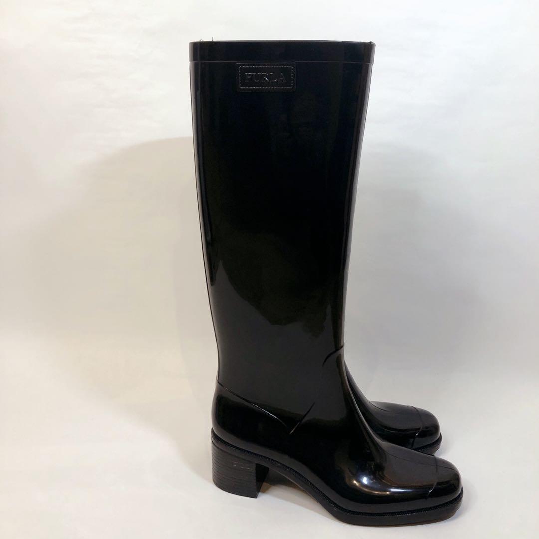 美品】フルラ レインブーツ 長靴ブラック - メルカリ