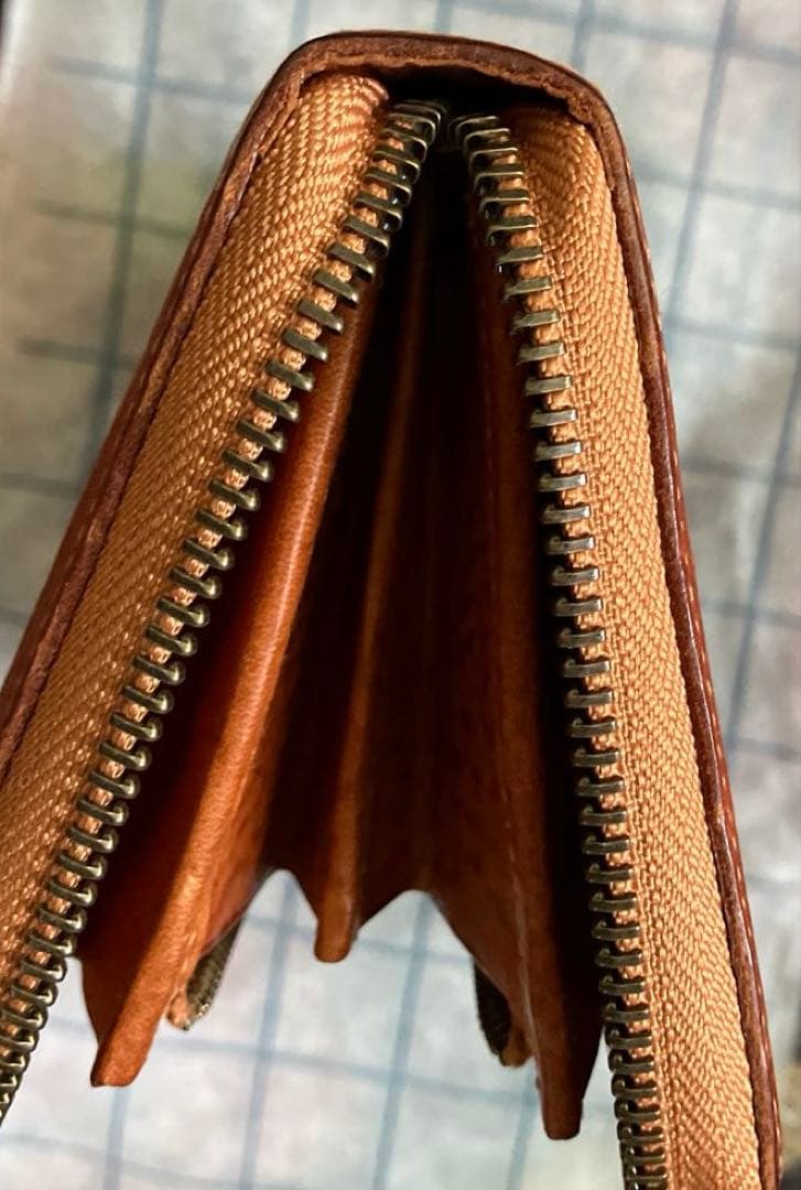 genten ゲンテン 長財布 ブラウン 牛革 カットワーク ファスナー genten ゲンテン 長財布 ブラウン 牛革 カットワーク ファスナー