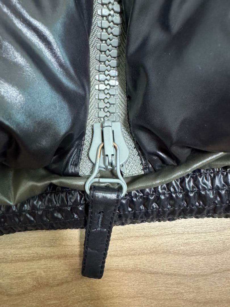 【DUVETICA】 ダウンジャケット48 L 【DUVETICA】 ダウンジャケット48 L