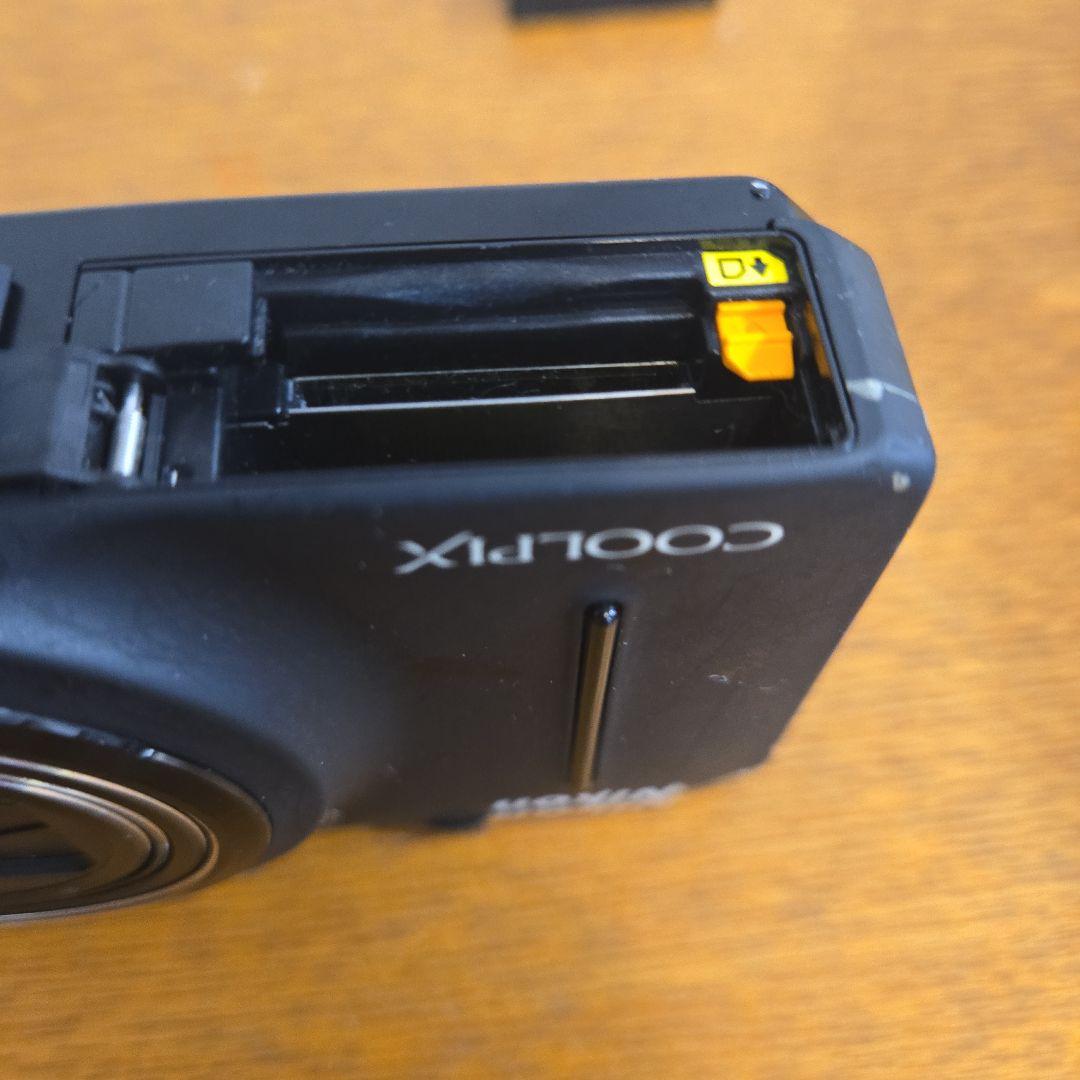 ニコン COOLPIX S9300 デジカメ