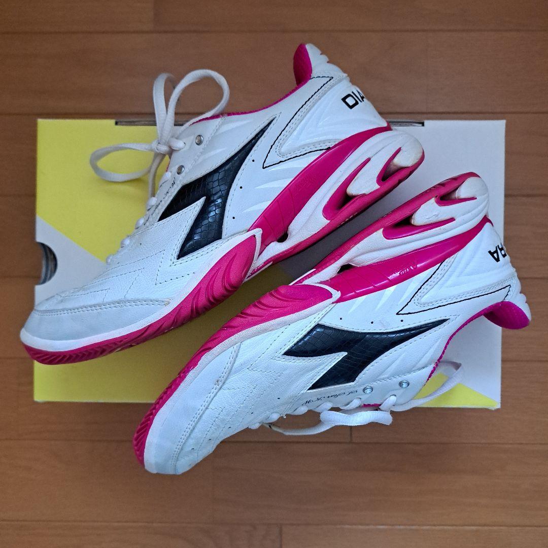 【最新入荷】 ディアドラ DIADORA テニスシューズ オールコート用 24cm - メルカリ シューズ(男性用)