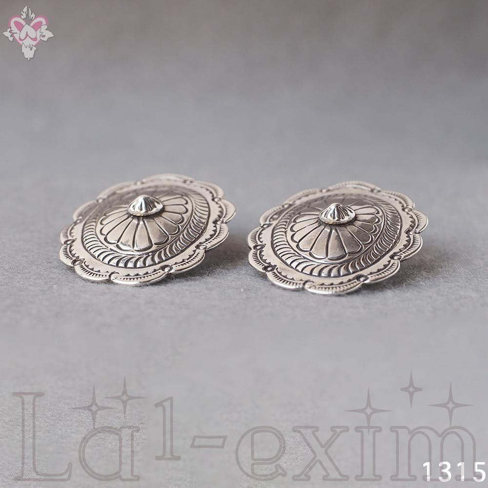 美品 大きい シルバー インディアンジュエリー 純銀 コンチョ 刻印付き ピアス 美品 大きい シルバー インディアンジュエリー 純銀 コンチョ 刻印付き ピアス