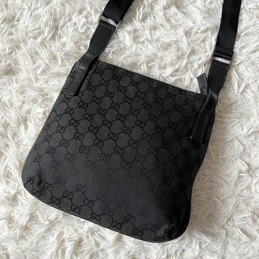 GUCCI GGキャンバス クロスボディ サコッシュ 122793 ブラック