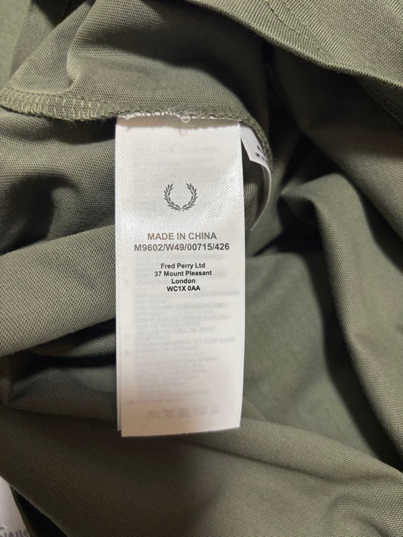 フレッドペリー ロングスリーブTシャツ カーキ フレッドペリー ロングスリーブTシャツ カーキ