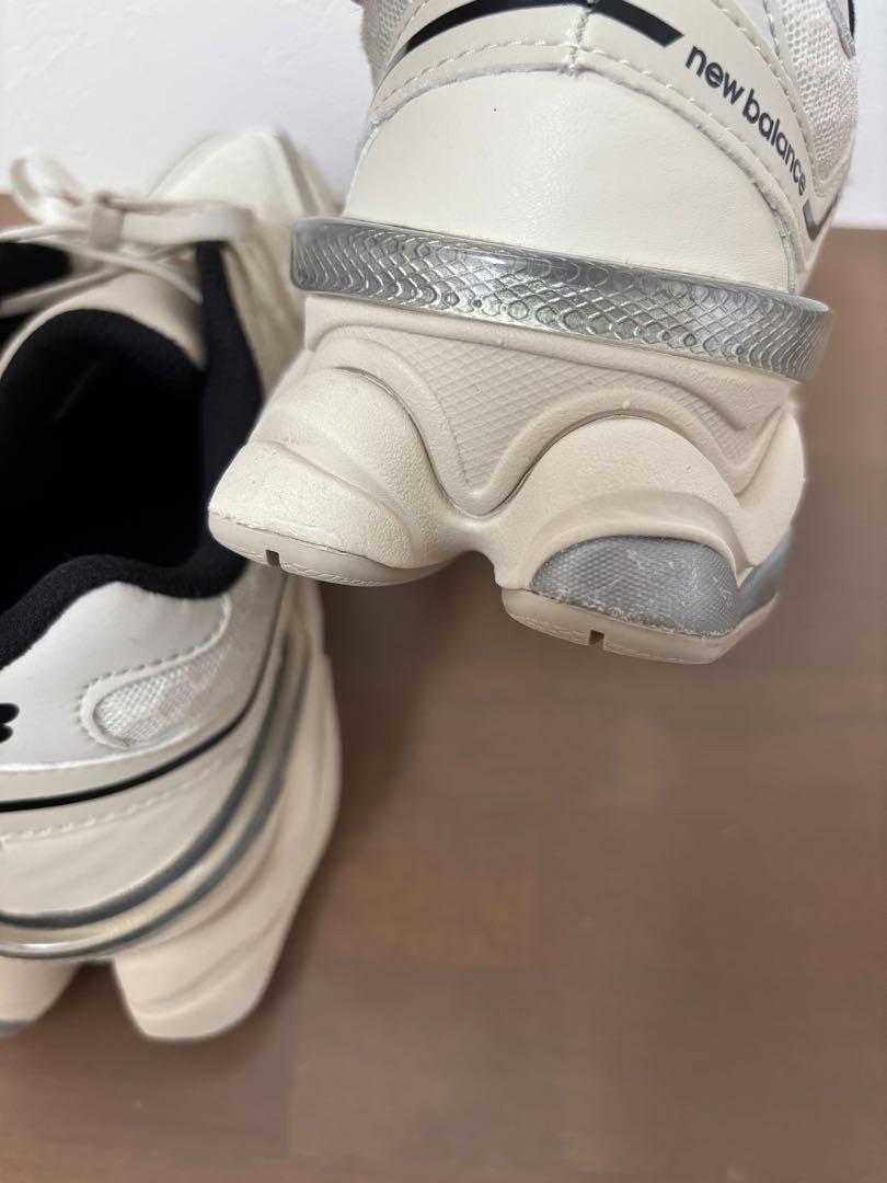 靴 newbalance U 9060 DUA 24cm