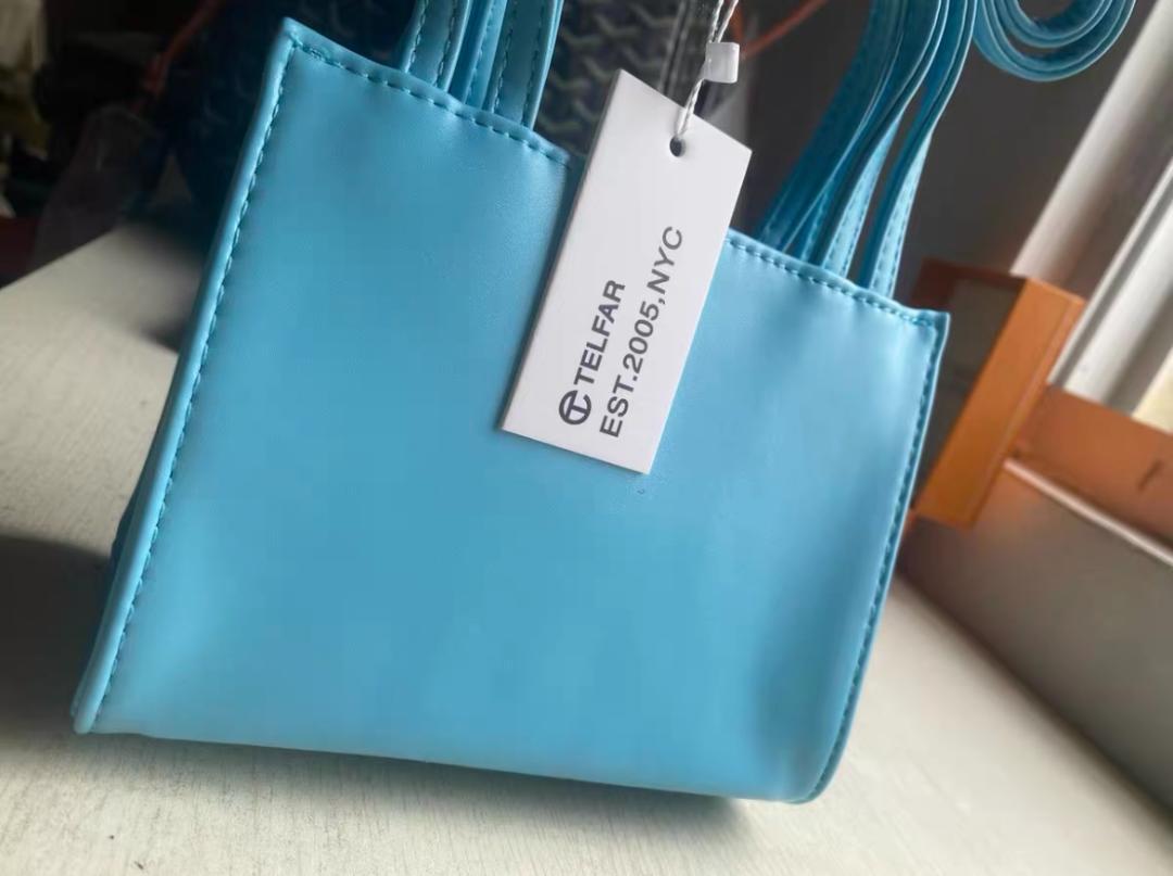 ✨大人気 Telfar ショルダーバッグ mini ブルー
