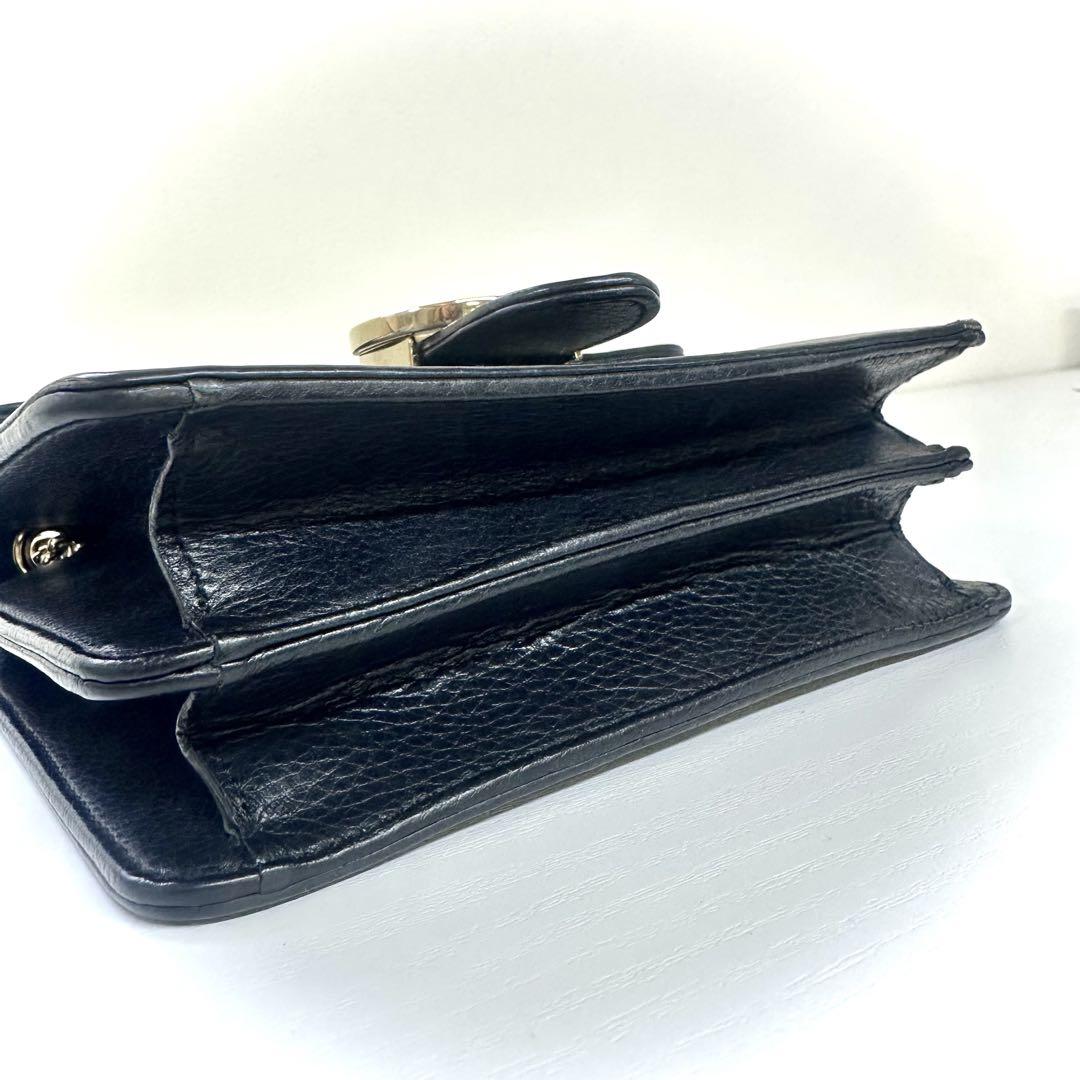 グッチ