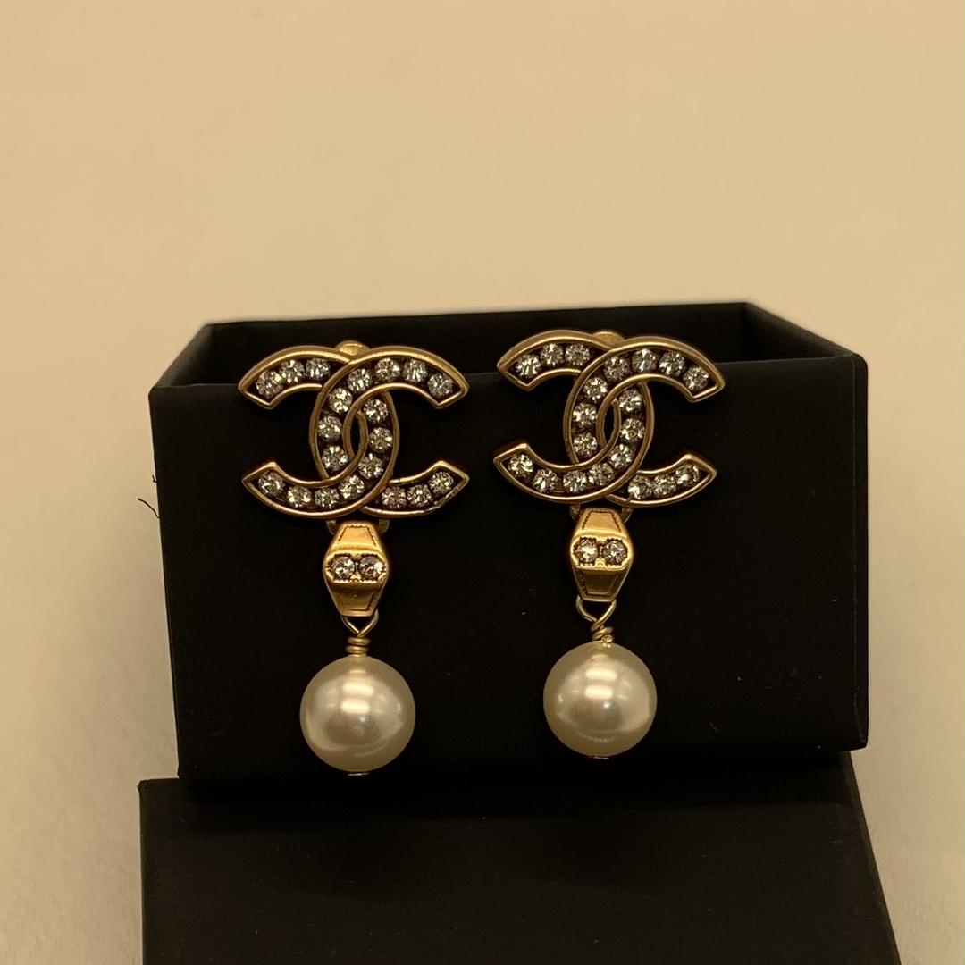 ブラック系【送料無料(一部地域を除く)】 【最終値下げ!】CHANEL ピアス シャネル ピアス(両耳用) レディースブラック系38%割引-WWW.AMEUBLIER.COM ブラック系【送料無料(一部地域を除く)】 【最終値下げ!】CHANEL ピアス シャネル ピアス(両耳用) レディースブラック系38%割引-WWW.AMEUBLIER.COM