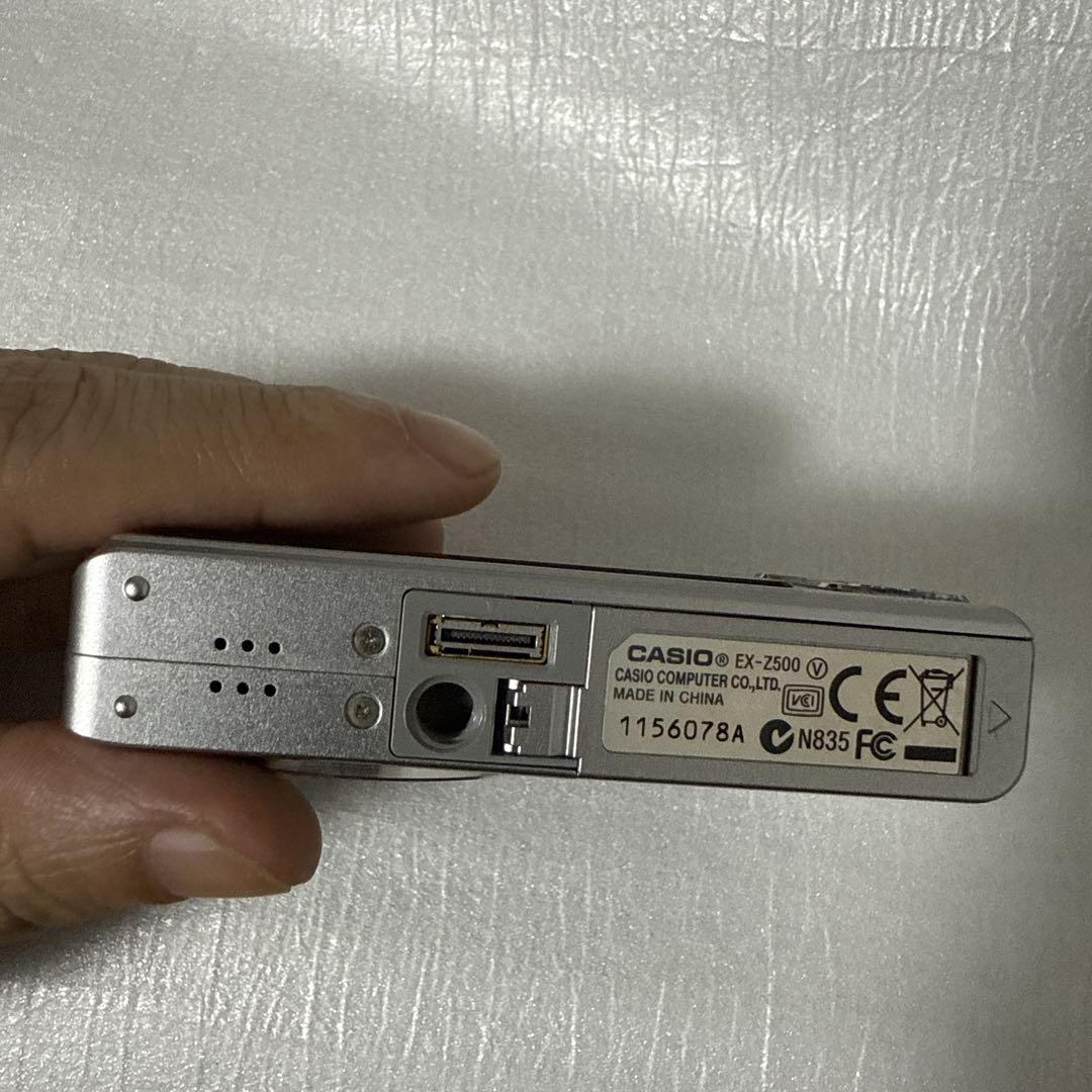 ❗️激安価格❗️デジカメ　本体　CASIO EX-Z500