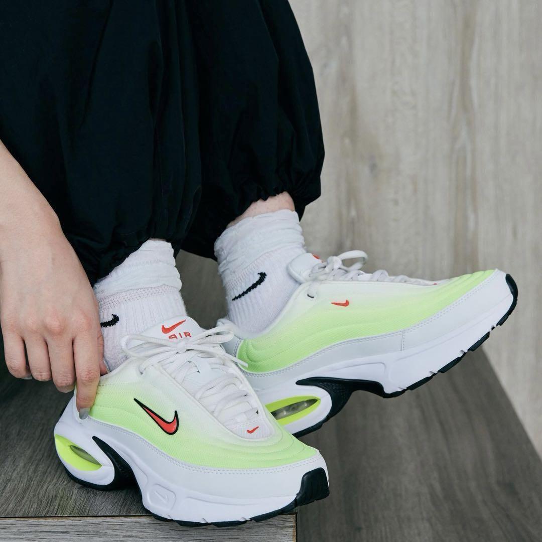 新品 NIKE レディース エアマックス ランニングシューズ 23.5