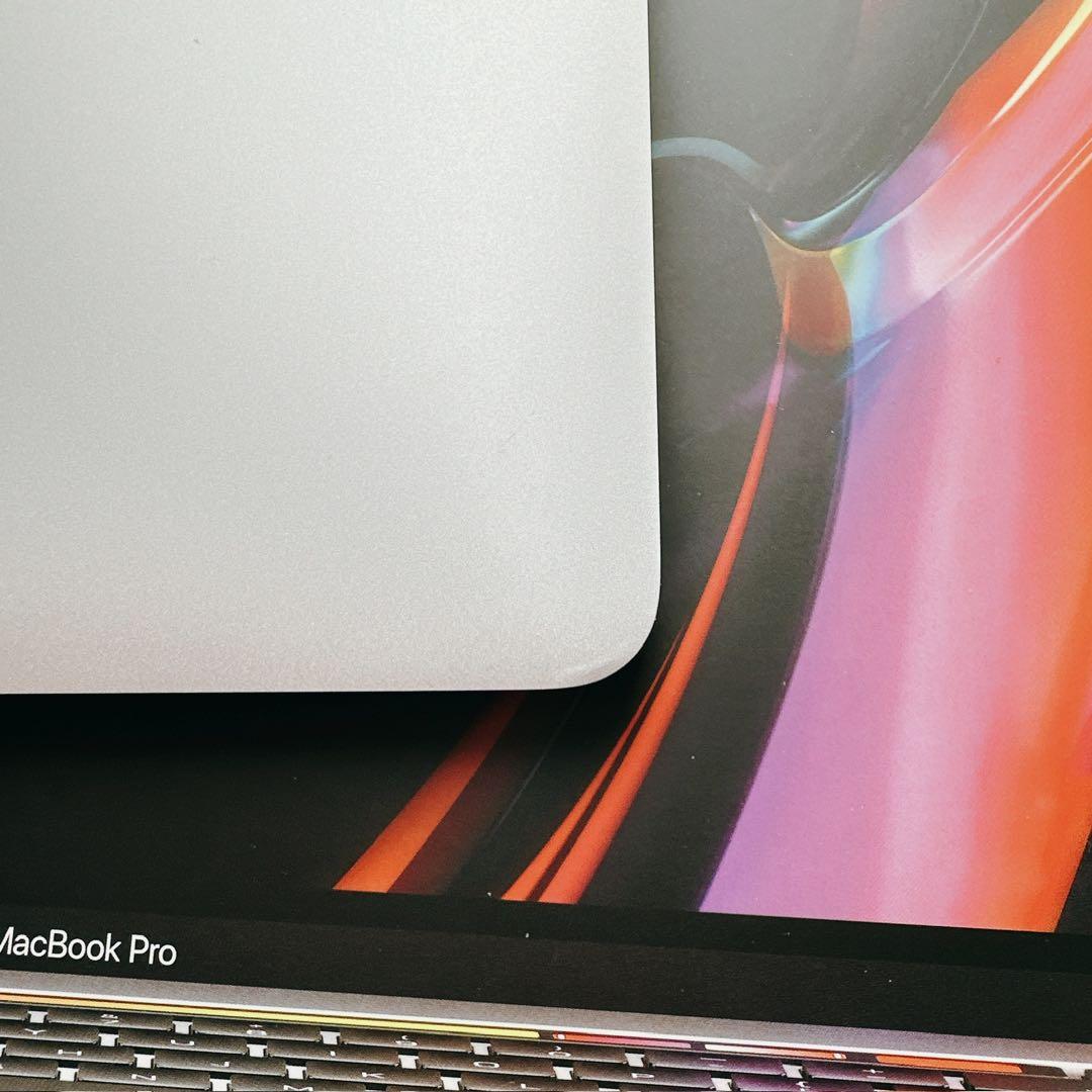 MacBook